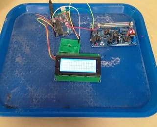 A photo of a finished Arduino Geiger counter.