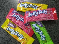 Photo shows five party-sized Wonka Laffy Taffy candies.